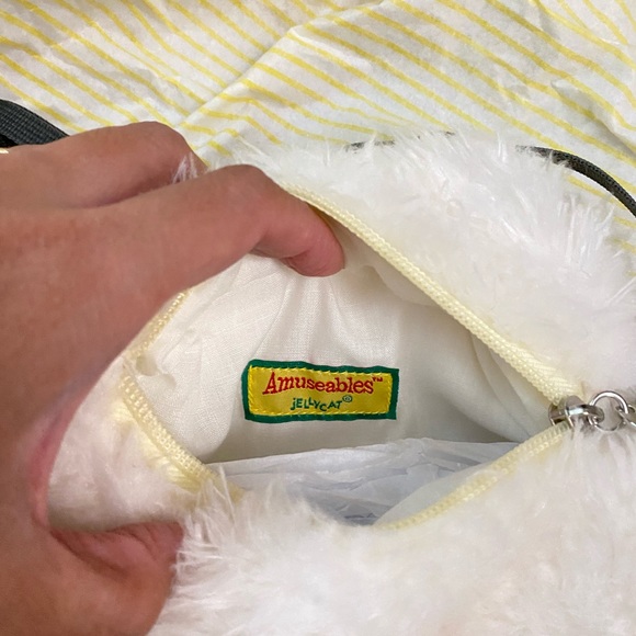 Jellycat Amuseable Cloud bag 23cm NWT - Picture 8 of 8